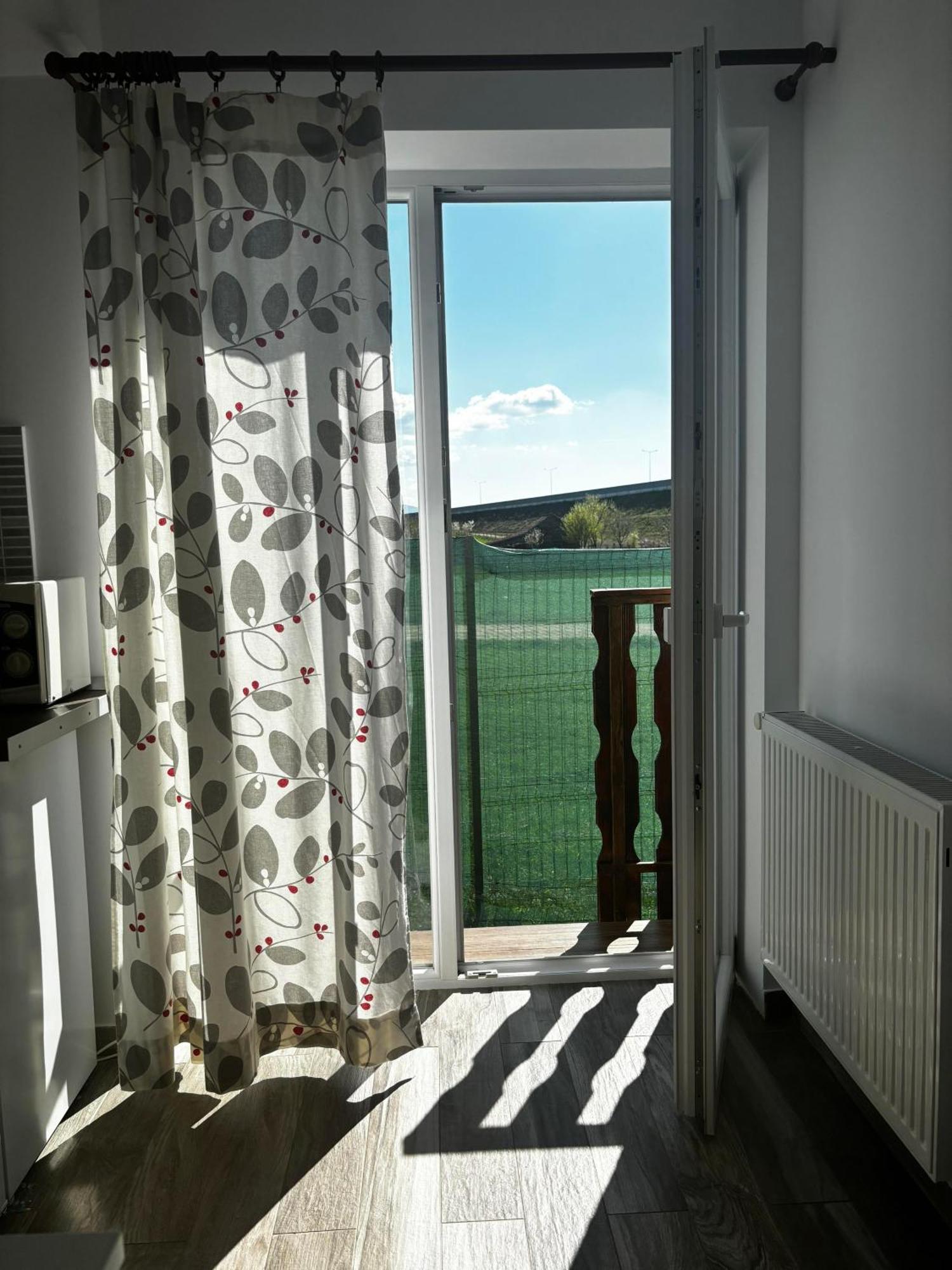 DAS home-Apartament cu vedere la munte Rîşnov Exterior foto