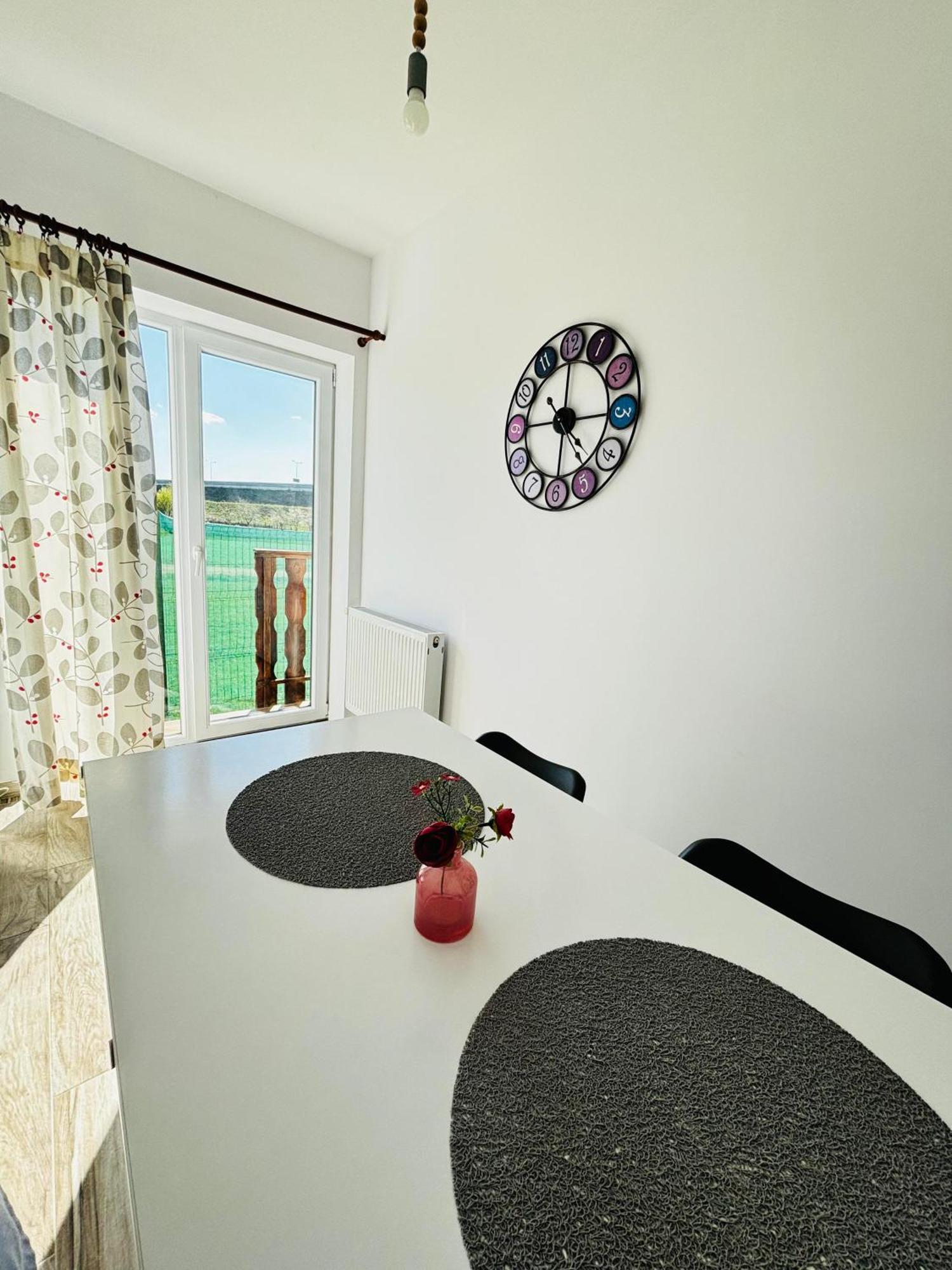 DAS home-Apartament cu vedere la munte Rîşnov Exterior foto