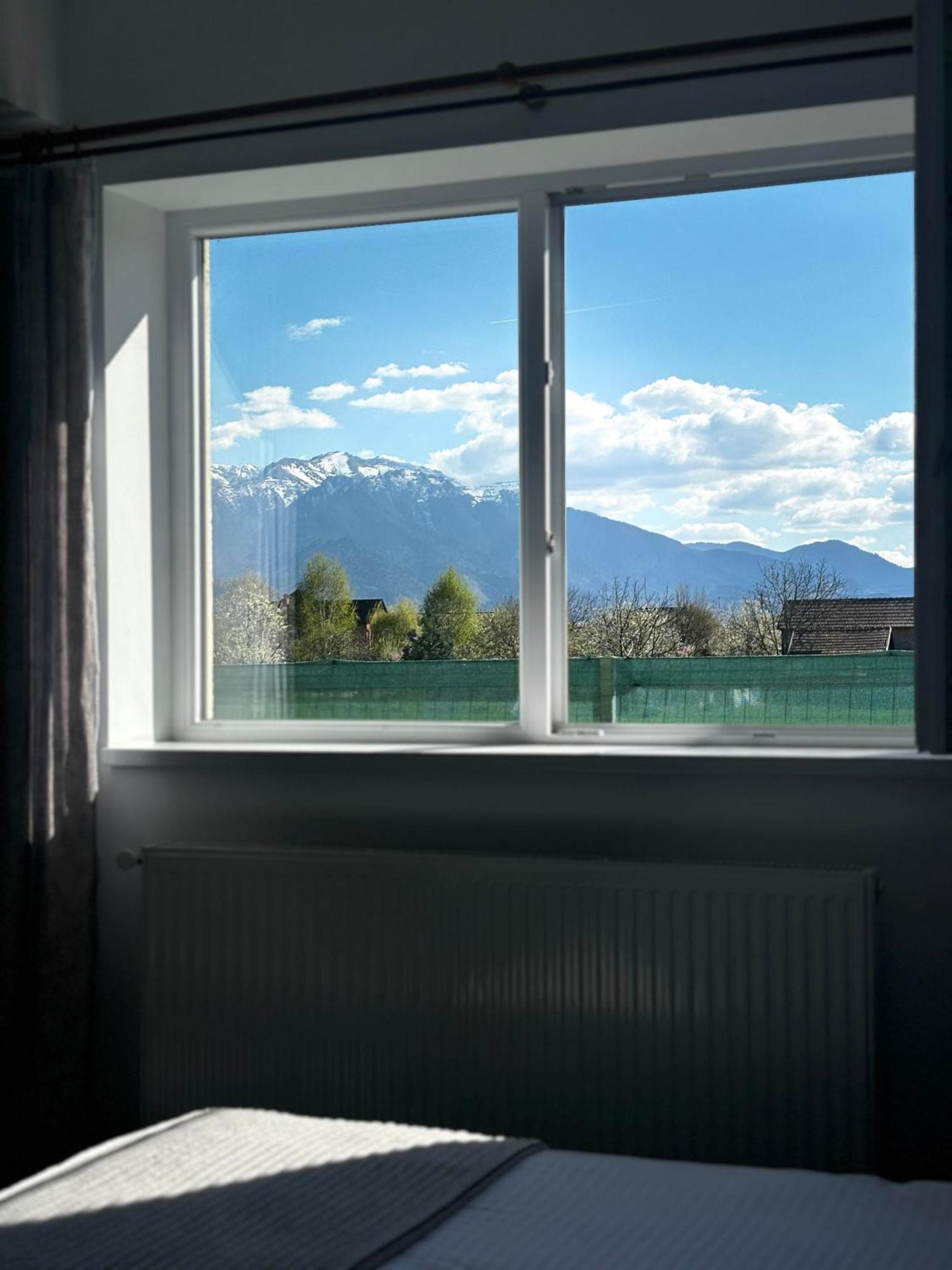 DAS home-Apartament cu vedere la munte Rîşnov Exterior foto